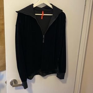 Spanx, Air Essentials top- never worn. Very black colour, size XL